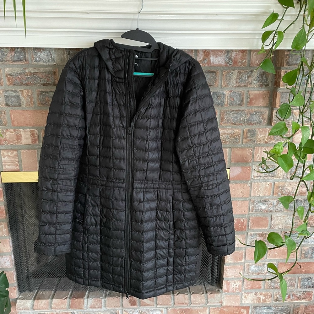 Black North Face women’s down jacket -Large